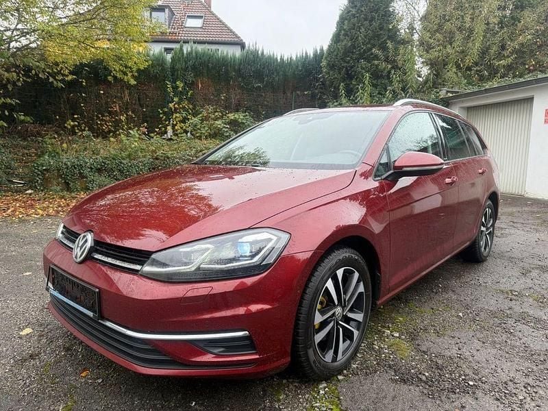 Rot Gebraucht 2019 VW Golf VII IQ Drive Kombi | 15.000 € (Superpreis) - Bild 1/4