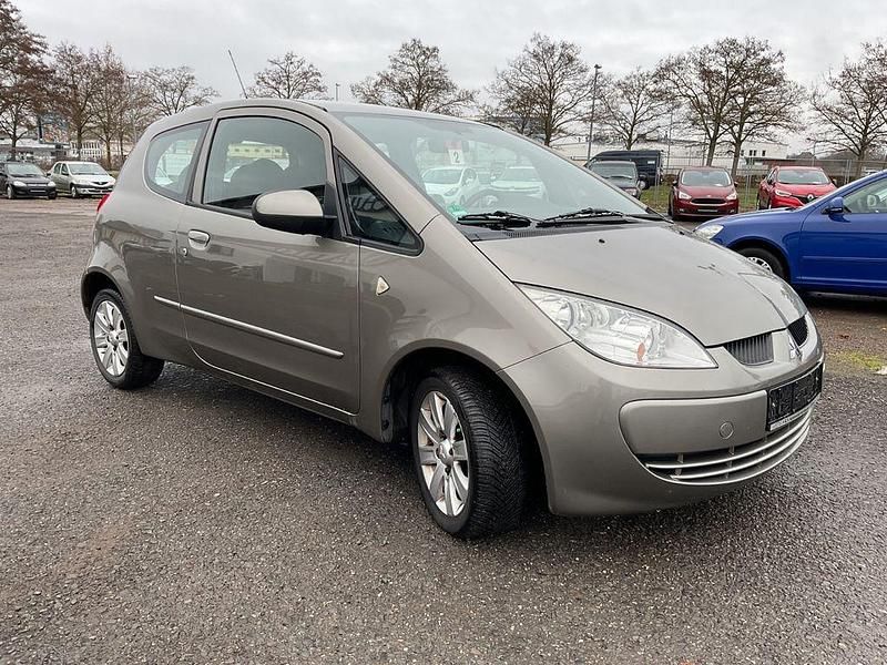 Gebraucht Mitsubishi Colt Invite 95 PS (69 kW) 2008 Braun Kleinwagen