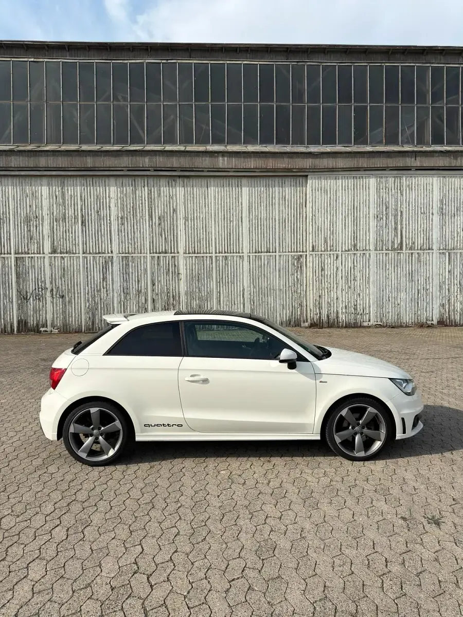 Gebraucht Audi A1 Exclusive 188 PS (138 kW) 2011 Weiß Kleinwagen