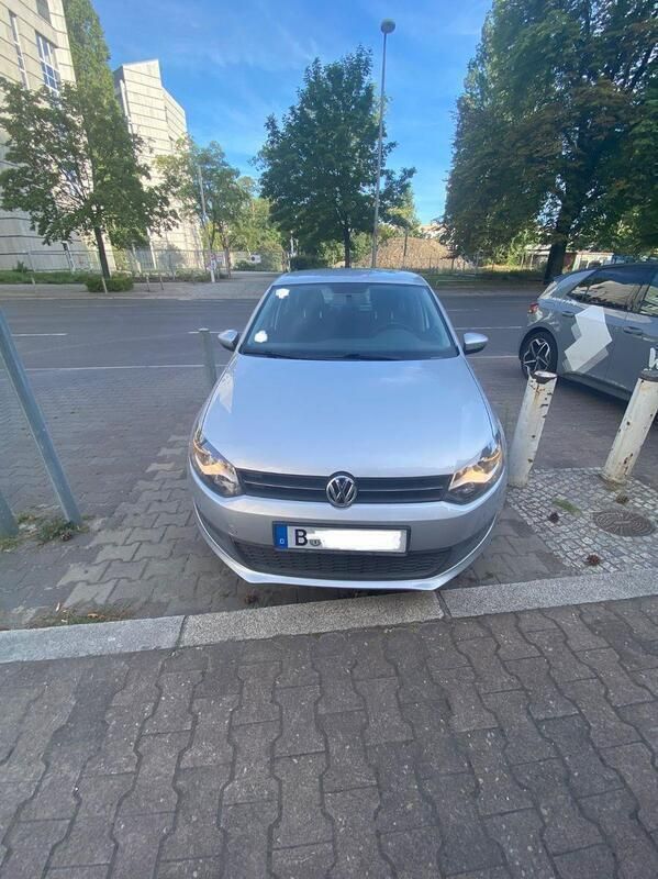 Silber Gebraucht 2010 VW Polo Kleinwagen | 8.800 € (Fairer Preis) - Bild 1/4