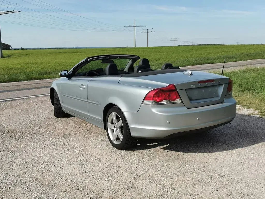 Gebraucht Volvo C70 Summum 136 PS (100 kW) 2009 Silber Cabrio