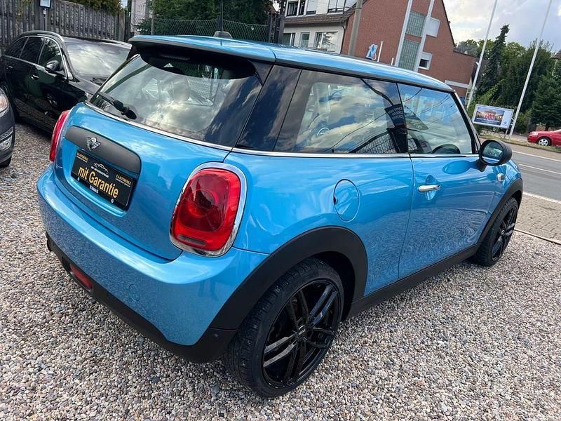 Gebraucht Mini ONE 75 PS (55 kW) 2016 Blau Kleinwagen