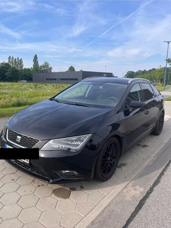 Schwarz Gebraucht 2015 Seat Leon ST Style Kombi | 9.000 € (Superpreis) - Bild 1/4