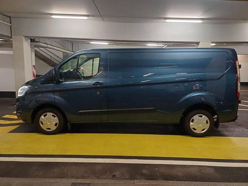 Gebraucht Ford Transit Custom 131 PS (96 kW) 2022 Chrome blue Van / Kleinbus