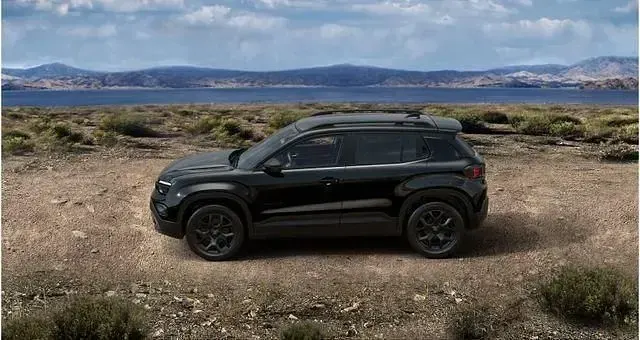 Neu Jeep Avenger Overland 145 PS (106 kW) 2026 Schwarz SUV