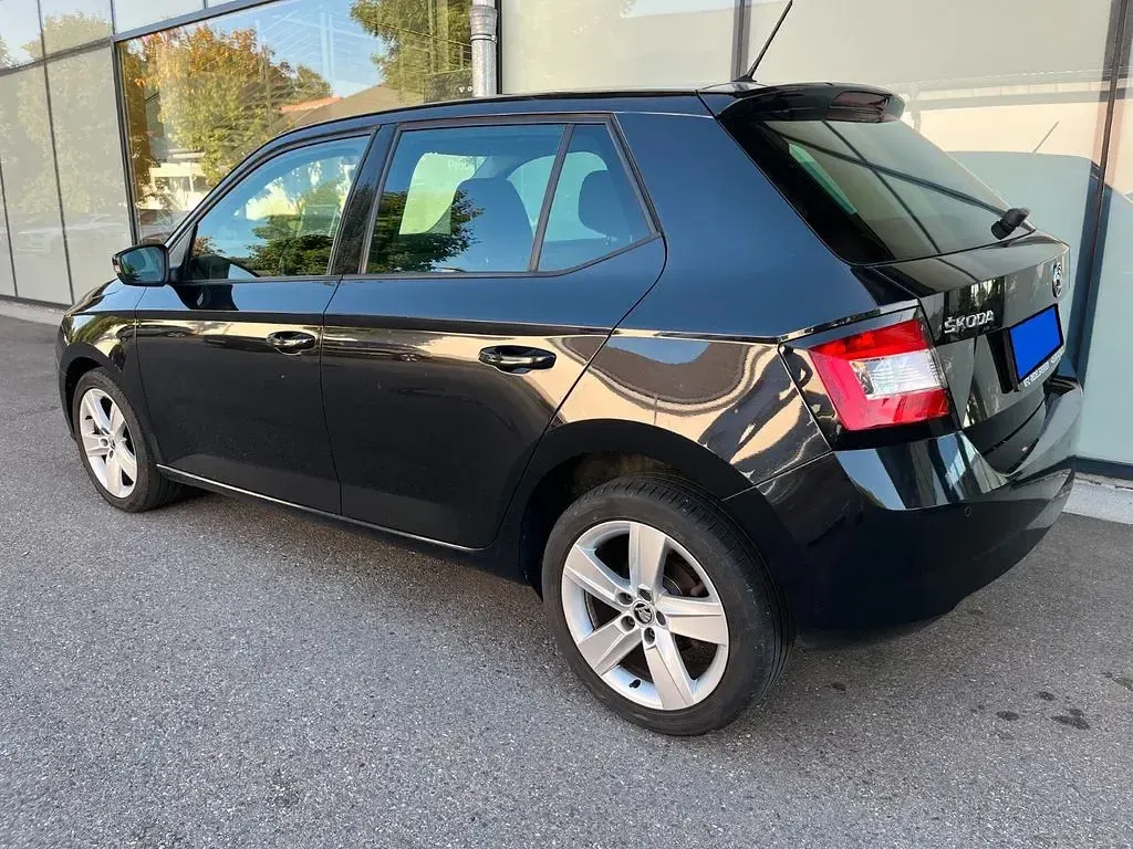 Gebraucht Skoda Fabia Style 90 PS (66 kW) 2016 Schwarz Limousine