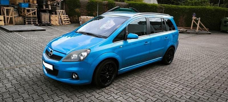 Blau Gebraucht 2006 Opel Zafira OPC Van / Kleinbus | 2.200 € (Superpreis) - Bild 1/4