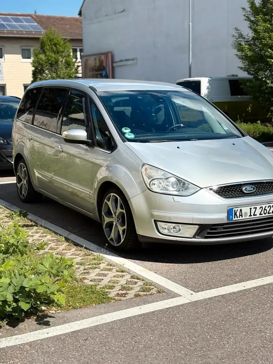 Gebraucht Ford Galaxy 175 PS (128 kW) 2008 Grau Van / Kleinbus