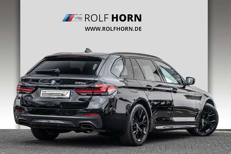 Gebraucht BMW 530e Shadowline 292 PS (214 kW) 2022 Schwarz Kombi