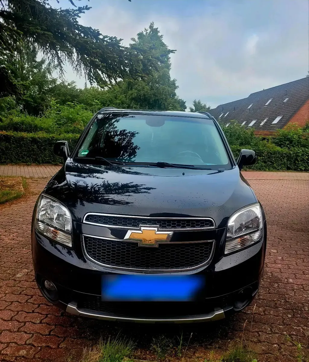Gebraucht Chevrolet Orlando 140 PS (102 kW) 2013 Schwarz Van / Kleinbus