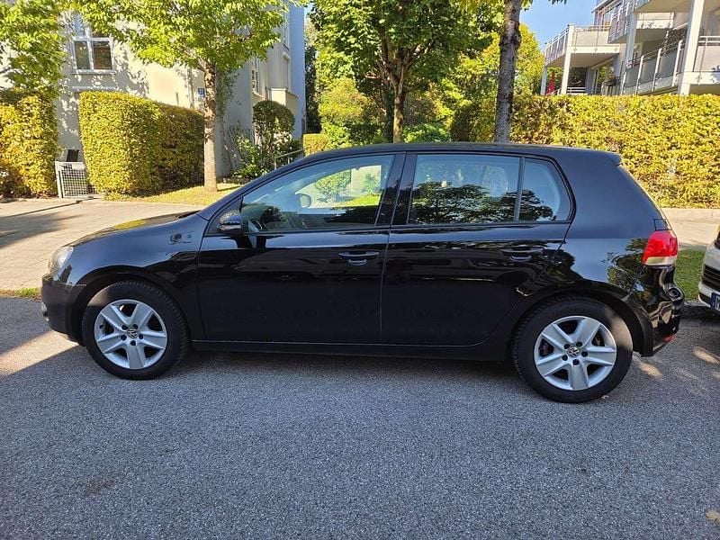 Schwarz Gebraucht 2009 VW Golf VI Comfortline Limousine | 3.700 € (Guter Preis) - Bild 1/4