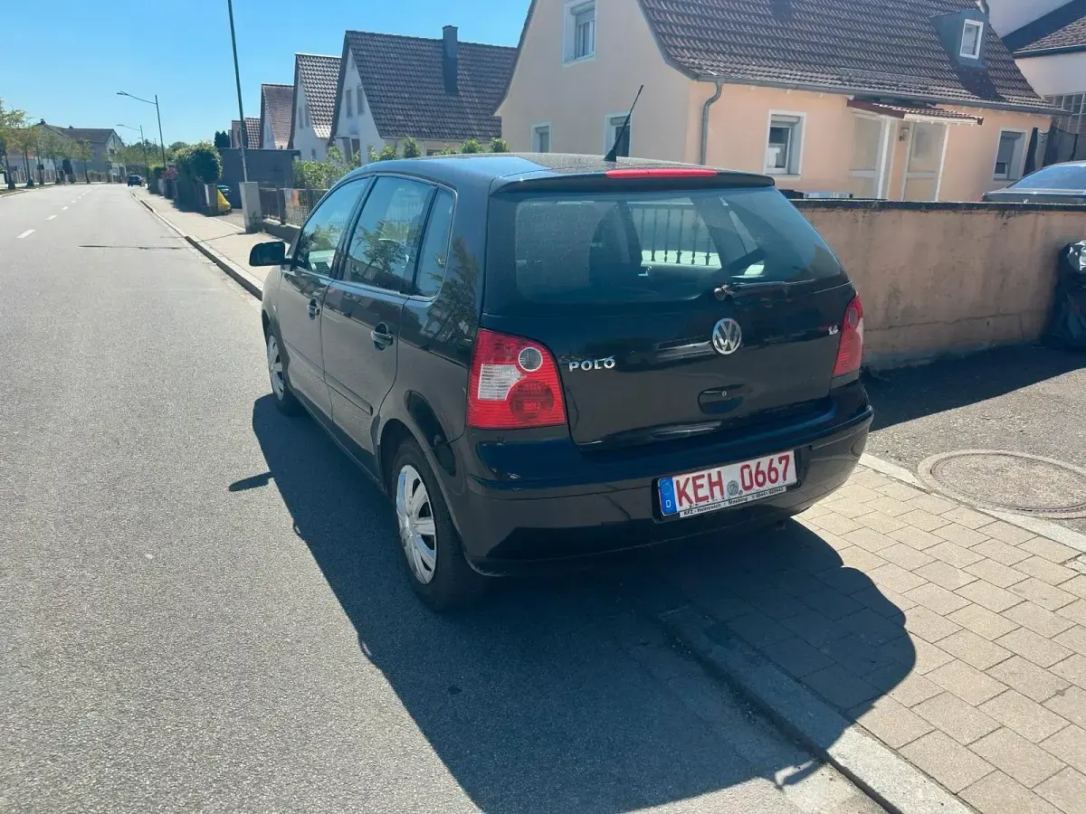 Używany VW Polo 75 KM (55 kW) 2003 Czarny Hatchback