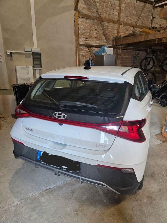 Gebraucht Hyundai i20 Select 79 PS (58 kW) 2025 Weiß Kleinwagen