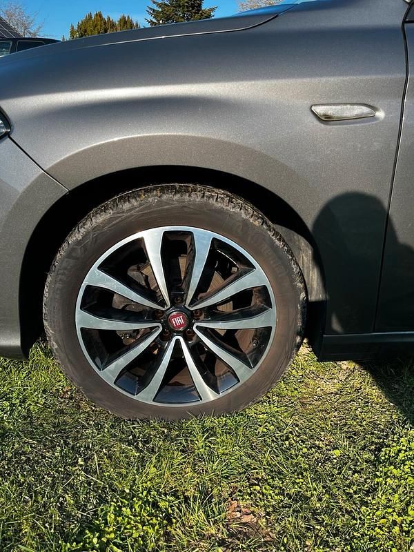 Gebraucht Fiat Tipo 122 PS (89 kW) 2016 Grau Kombi