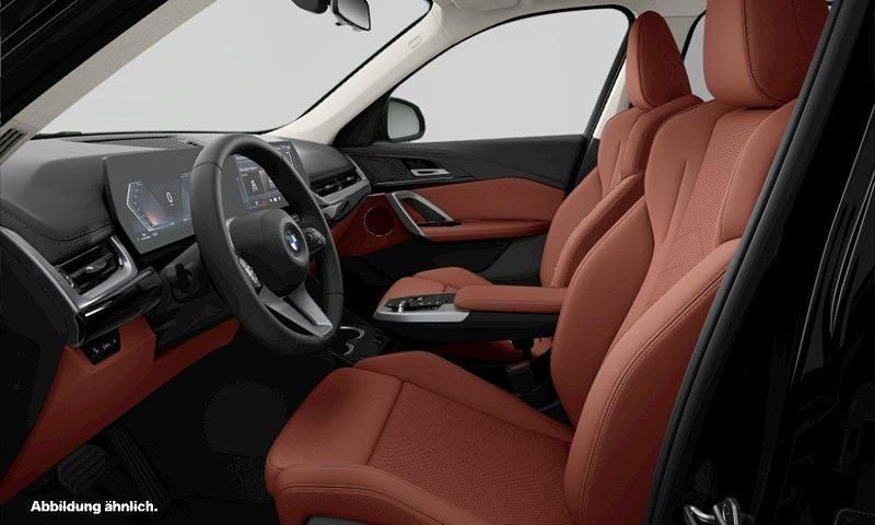 Neu BMW X1 xLine 156 PS (114 kW) 2026 Schwarz SUV