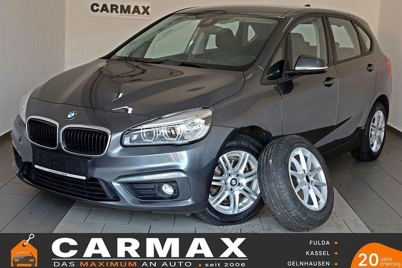 Gebraucht BMW 218 Active Tourer Basis 150 PS (110 kW) 2015 Grau Van / Kleinbus