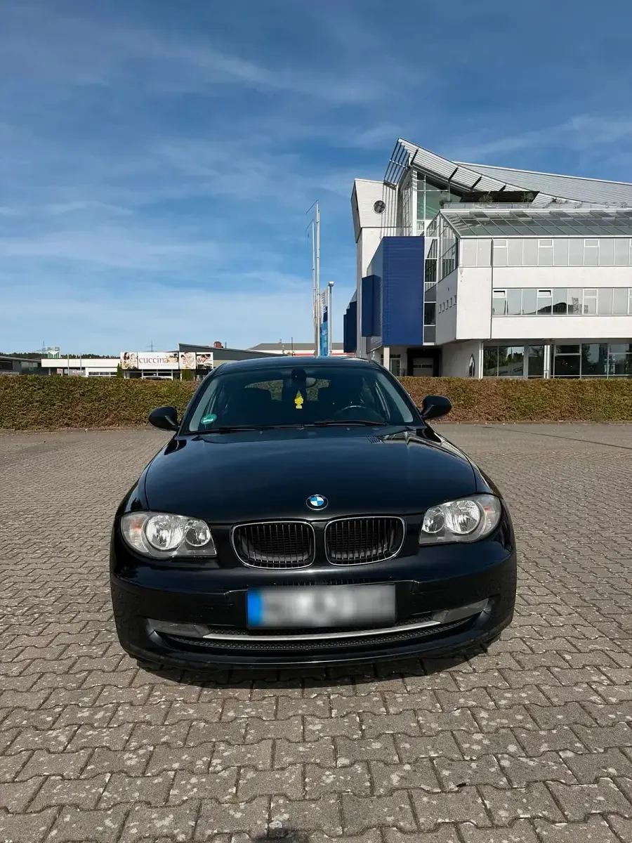 Używany BMW 116 116 KM (85 kW) 2011 Czarny Hatchback