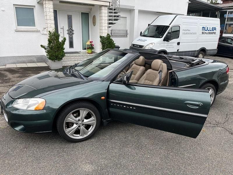 Grün Gebraucht 2001 Chrysler Sebring Cabriolet Cabrio | 1.697 € (Superpreis) - Bild 1/4