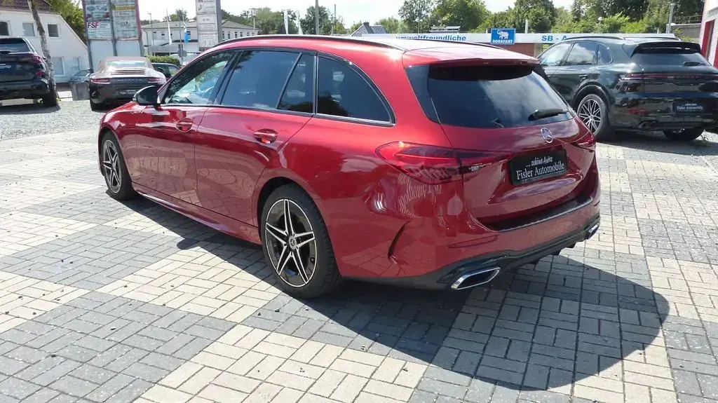 Gebraucht Mercedes C220 Business 200 PS (147 kW) 2022 Rot Limousine