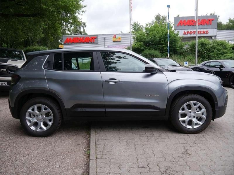 Gebraucht Jeep Avenger Altitude 101 PS (74 kW) 2024 Grau SUV