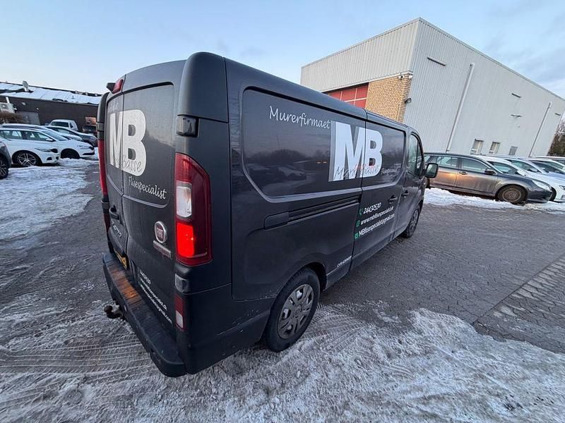 Gebraucht Fiat Talento 145 PS (106 kW) 2021 Schwarz Van / Kleinbus