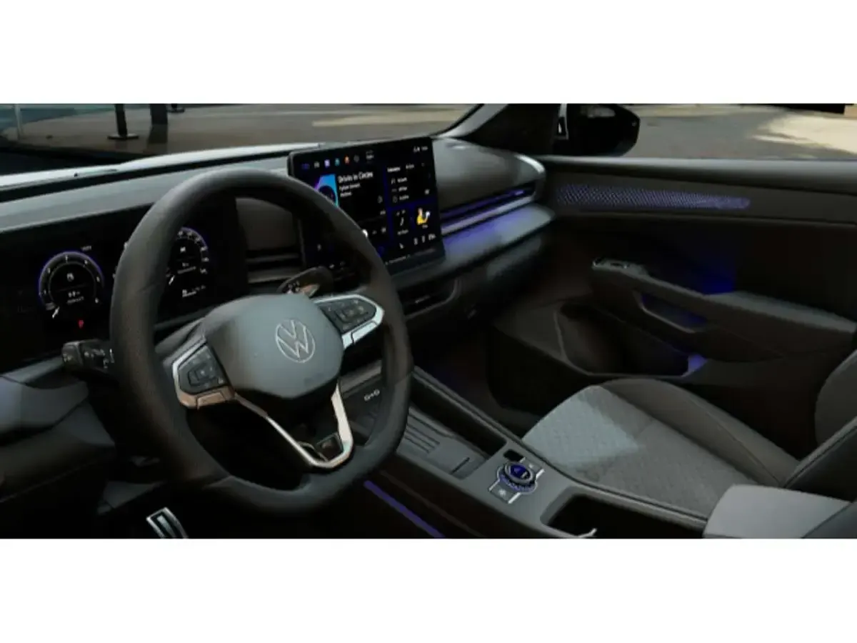 Neu VW T-Roc Cabriolet R-line 150 PS (110 kW) 2026 Pure white SUV