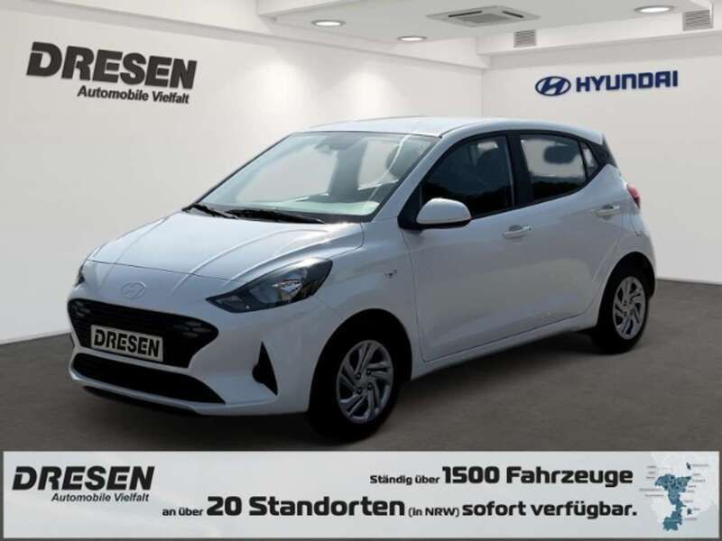 Atlas white / sol Neu 2025 Hyundai i10 Select Kleinwagen | 16.290 € (Fairer Preis) - Bild 1/4