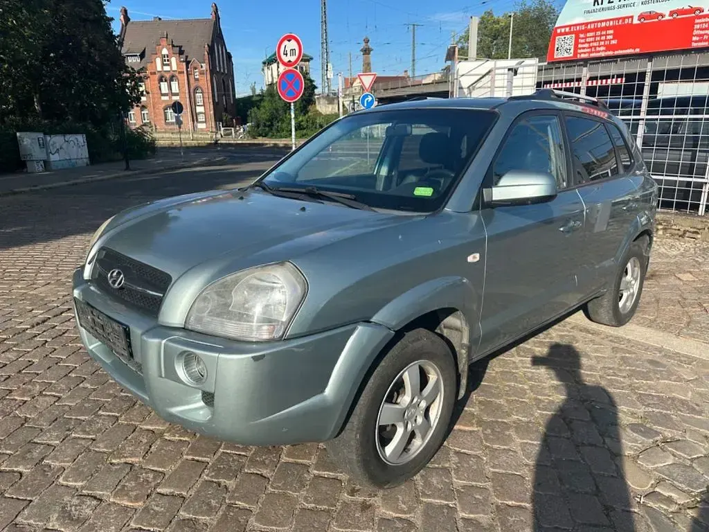 Gebraucht Hyundai Tucson GLS 141 PS (103 kW) 2007 Silber SUV