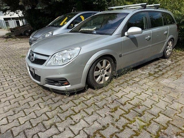 Silber Gebraucht 2008 Opel Vectra Edition+ Limousine | 850 € (Superpreis) - Bild 1/4