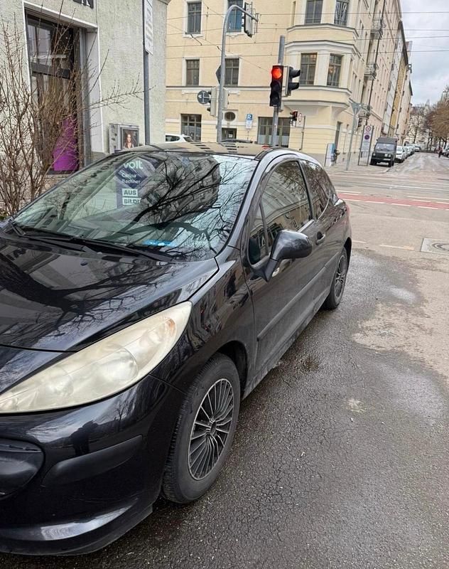 Gebraucht Peugeot 207 88 PS (64 kW) 2007 Schwarz Kleinwagen