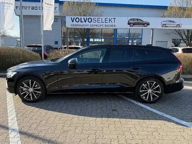 Gebraucht Volvo V60 Plus 455 PS (334 kW) 2025 Black metallic Kombi