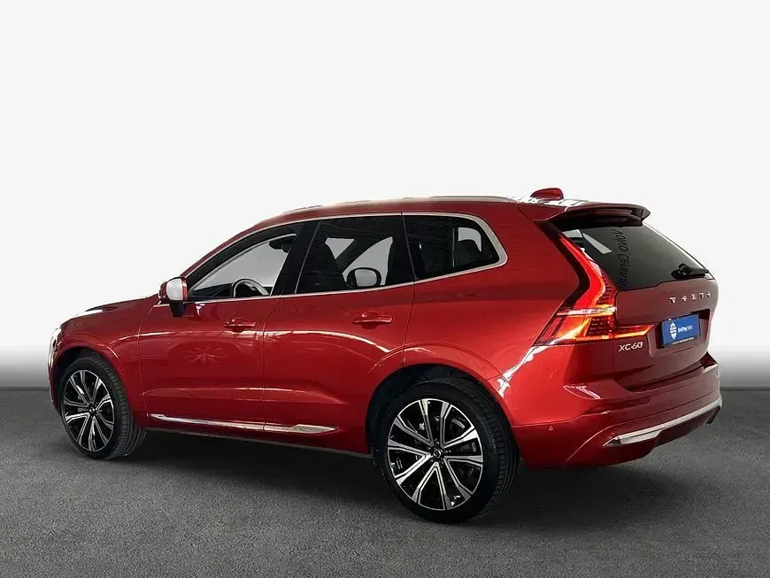 Gebraucht Volvo XC60 Ultimate 250 PS (183 kW) 2023 Rot SUV