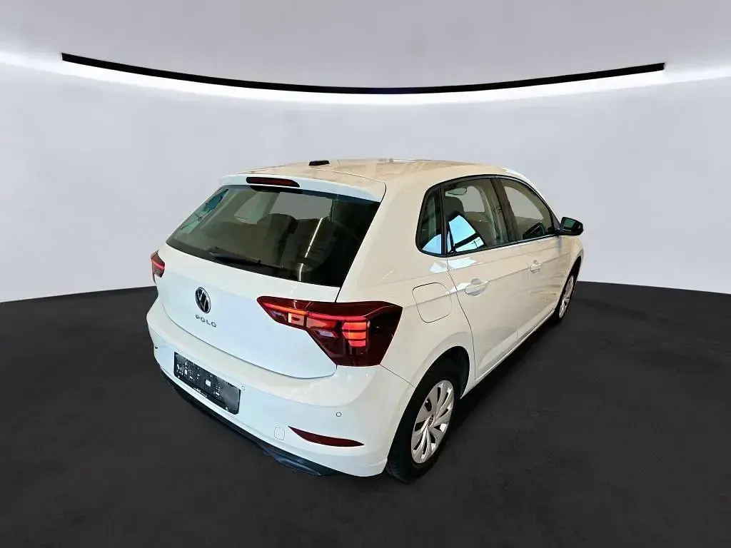 Gebraucht VW Polo Life 80 PS (58 kW) 2023 Weiß Kleinwagen