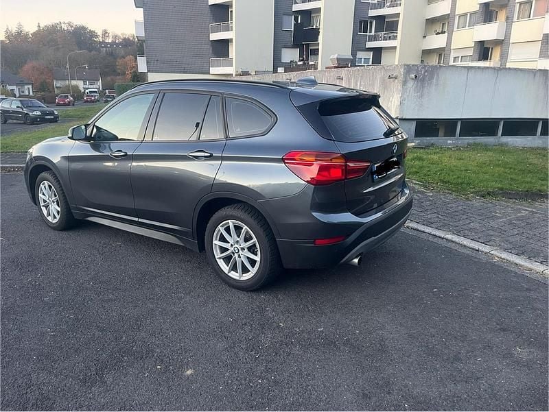 Gebraucht BMW X1 Performance 150 PS (110 kW) 2016 Grau SUV
