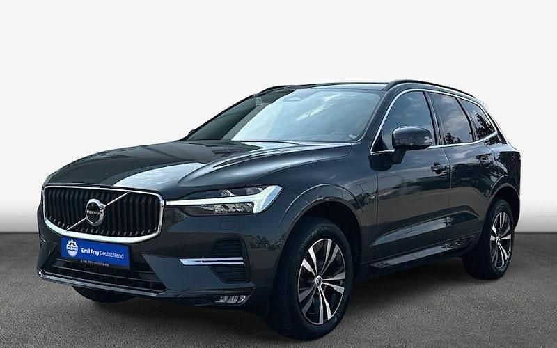 Pine grey metallic Gebraucht 2022 Volvo XC60 Momentum SUV | 38.938 € (Superpreis) - Bild 1/4