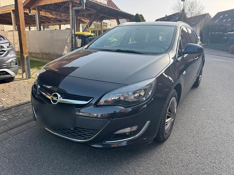 Gebraucht Opel Astra 136 PS (100 kW) 2015 Schwarz Kombi