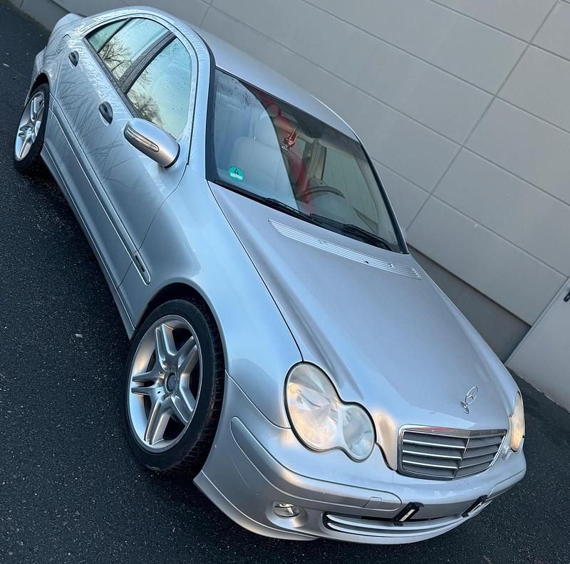 Gebraucht Mercedes C320 AMG 218 PS (160 kW) 2004 Limousine