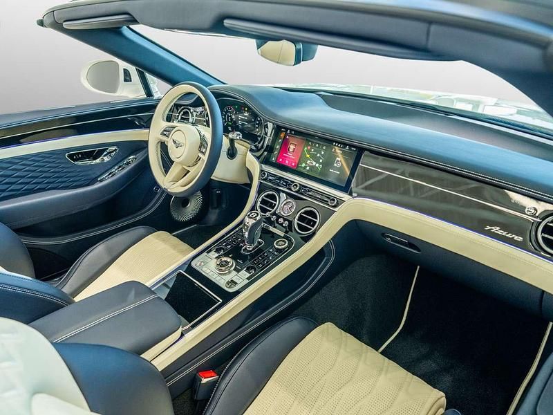 Neu Bentley Azure 680 PS (500 kW) 2026 Weiss Cabrio