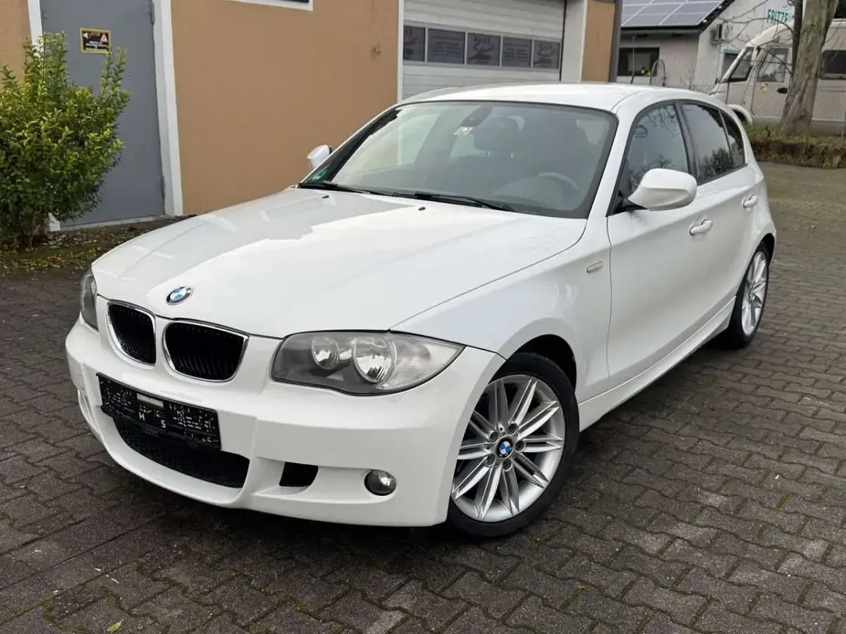 Gebraucht BMW 118 M Sport 143 PS (105 kW) 2011 Weiß Kleinwagen