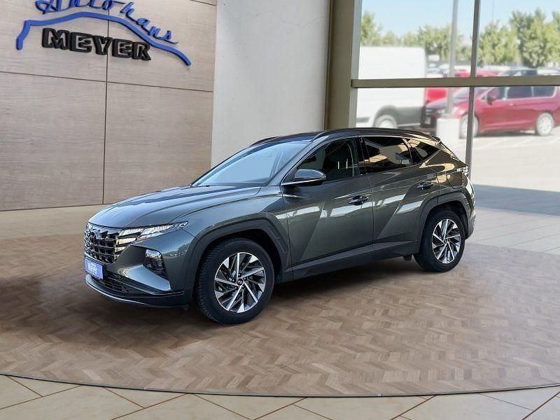 Grau Gebraucht 2023 Hyundai Tucson SUV | 24.400 € (Guter Preis) - Bild 1/4