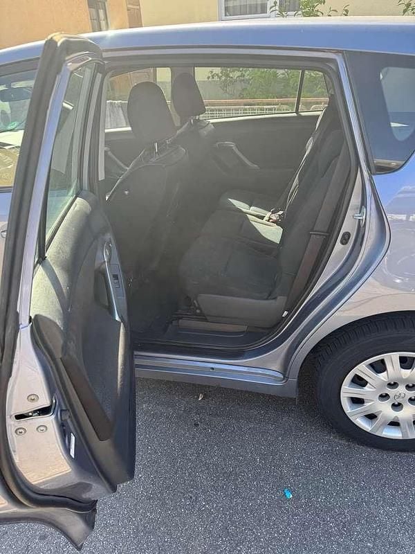 Gebraucht 2009 Toyota Verso Life Van / Kleinbus | 6.400 € (Guter Preis) - Bild 1/4