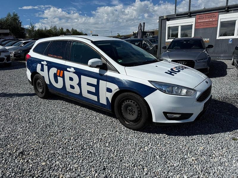 Gebraucht Ford Focus Business Edition 120 PS (88 kW) 2018 Weiß Kombi
