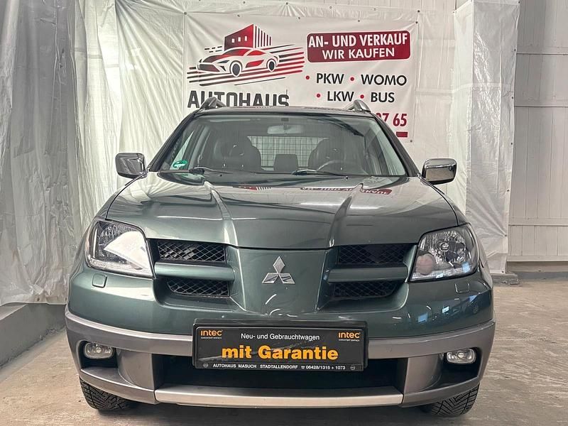 Gebraucht Mitsubishi Outlander 160 PS (117 kW) 2004 Grün SUV