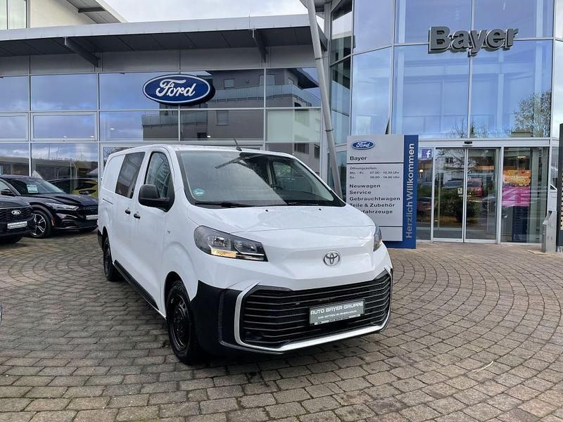 Gebraucht Toyota Proace 144 PS (105 kW) 2025 Ice white Van / Kleinbus