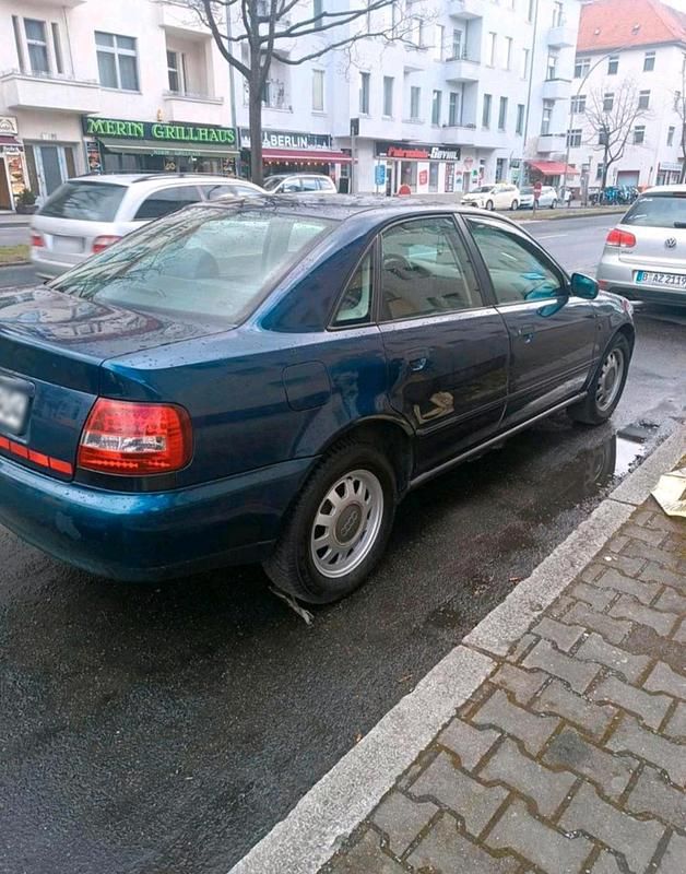 Gebraucht Audi A4 101 PS (74 kW) 1997 Blau Limousine