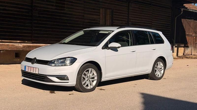 Gebraucht VW Golf VII 125 PS (91 kW) 2017 Grau Limousine