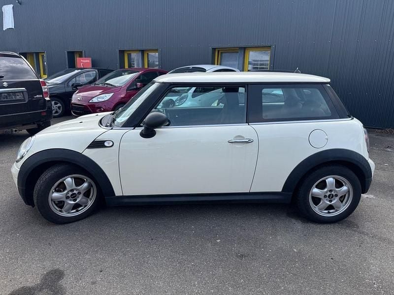 Gebraucht Mini ONE 75 PS (55 kW) 2009 Weiß Kleinwagen