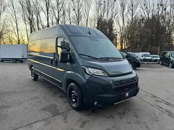 Neu Fiat Ducato 179 PS (131 kW) 2025 Lanzarote grau Van