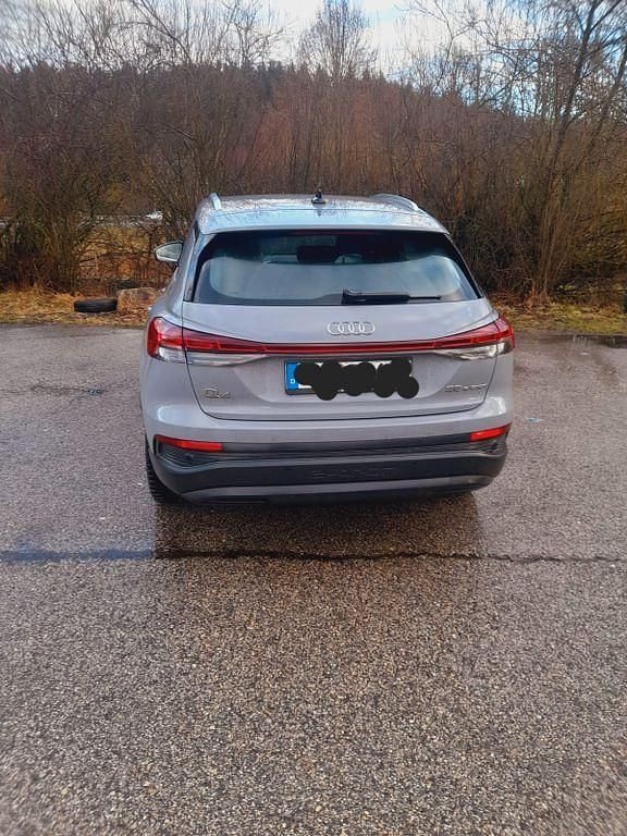 Gebraucht Audi Q4 e-tron 125 kW (170 PS) 2022 Grau SUV