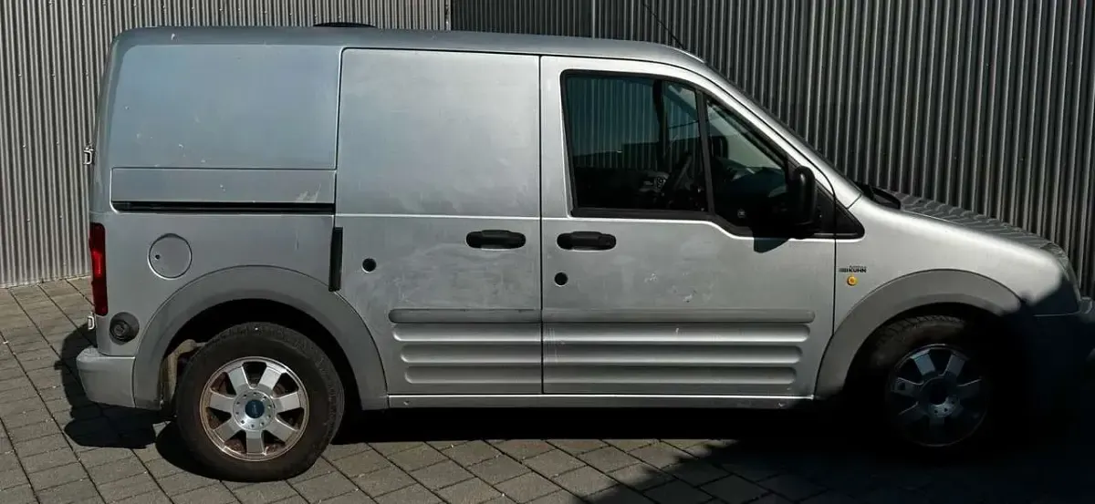 Gebraucht Ford Transit Connect Trend 110 PS (80 kW) 2010 Silber Van / Kleinbus